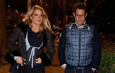 Makoke, ajena a la posible pena de cárcel que afronta junto a Kiko Matamoros, pasea relajada con su novio Gonzalo