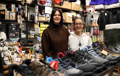 A: Sonia Salsamendi F: 20/03/26 P: Miriam Goyache y Ainhoa Iriarte L: Estella T: comercio centenario y nuevo
