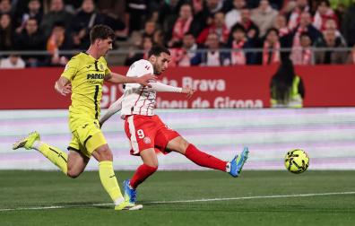 Abel Ruiz y Pau Navarro, en un momento del partido