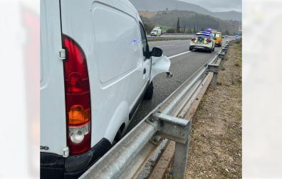 Imagen del vehículo accidentado en Cirauqui