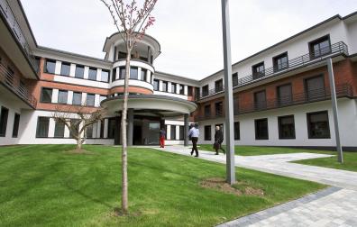 Acceso al Hospital San Juan de Dios de Pamplona