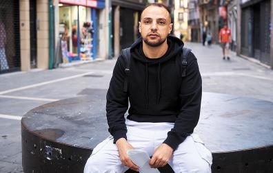 Khalid es marroquí y ya ha aprendido a hablar castellano