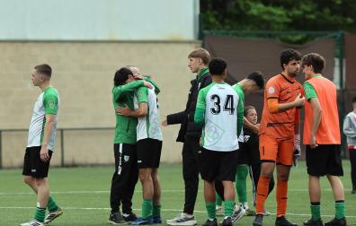 Oberena 2-1 Txantrea