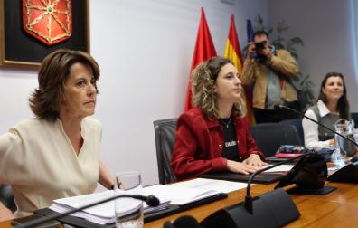 La expresidenta navarra Yolanda Barcina comparece este miércoles en la comisión de investigación sobre adjudicación de obra pública relacionada con Servinabar