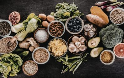 Verduras y legumbres resultan esenciales en una dieta saludable