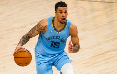 Fotografía de archivo del 11 de mayo de 2022 que muestra al jugador de baloncesto Brandon Clarke durante un partido de la NBA,