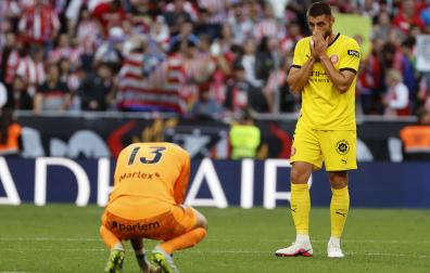 El defensa del Girona David López tras su derrota en el encuentro de la jornada 37 de LaLiga entre Atlético de Madrid