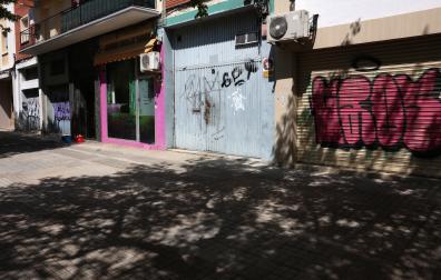 Bajera de la calle Urzainqui donde se produjo el operativo policial el miércoles por la mañana.