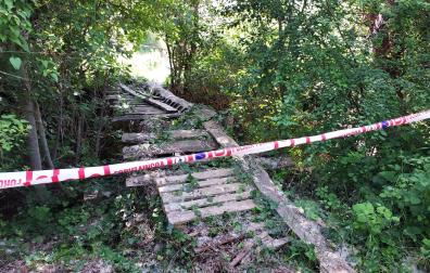 Muere un peregrino inglés de 64 años al caer al río Robo en Puente la Reina-Gares