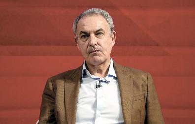 El expresidente Zapatero, en un mitin en Valencia antes de que se destapara su imputación