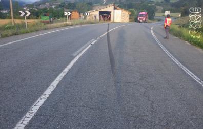 Imagen del accidente en el que ha fallecido un hombre de 38 años contra un edificio en Burgui