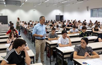 Fotos de la primera jornada de la PAU en Pamplona y Tudela