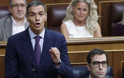 El presidente del Gobierno, Pedro Sánchez, interviene durante la sesión de control al Gobierno, este miércoles en el Congreso