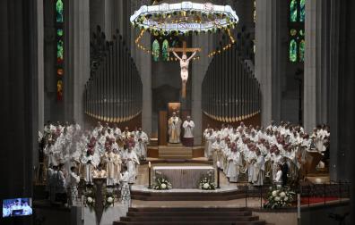 El papa León XIV, durante la misa en la Sagrada Familia