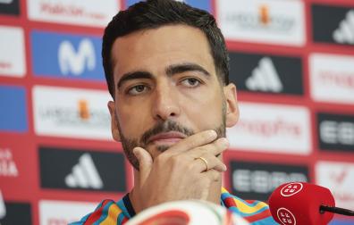 El navarro Mikel Merino durante la rueda de prensa de este martes, 16 de junio, posterior al empate contra Cabo Verde