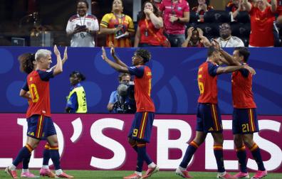Galería de fotos del partido España 4-0 Arabia Saudí