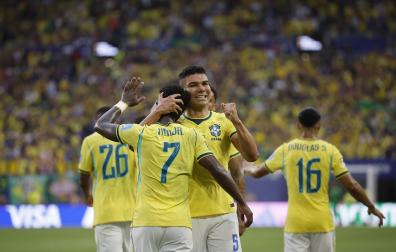 Vinicius y Casemiro