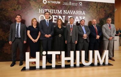 Foto del acto de presentación de la empresa Hithium al ecosistema industrial navarro.