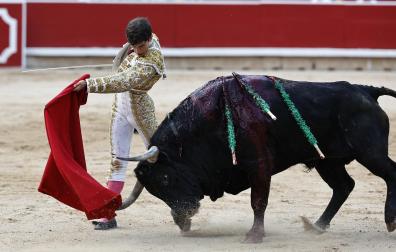 Fotos de la corrida del 7 de julio de la Feria del Toro 2026 con morlacos de Fuente Ymbro para los diestros Daniel Luque, Víctor Hernández y Aarón Palacio