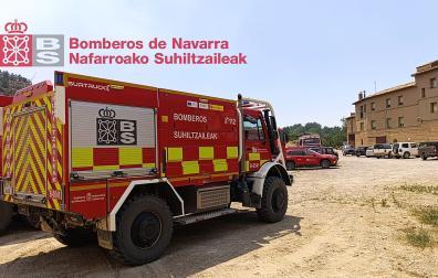 Bomberos de Navarra en la localidad aragonesa de Uncastillo