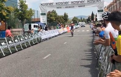 La argentina Julieta Benedetti (Toyota Valencia) se ha impuesto en la meta de Berrioplano en la Vuelta a Pamplona