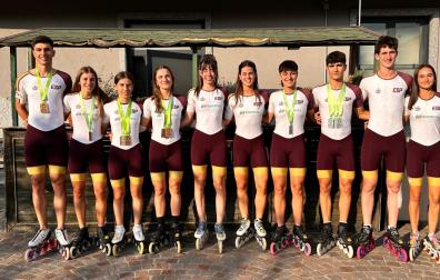 Los participantes navarros en el Europeo tras el final de las pruebas de pista. De izquierda a derecha: Daniel Milagros, Uxue Cruz, Greta Arriezu, Ane Miqueleiz, Amaia Zubiri, Ruth Arza, Uxue Sola, Iñaki Unanua, Oier Lara y Paula Rodríguez.