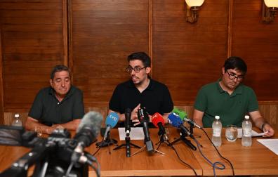 Esteban Iturbe, Asier Cotelo y Miguel Ángel Maeztu
