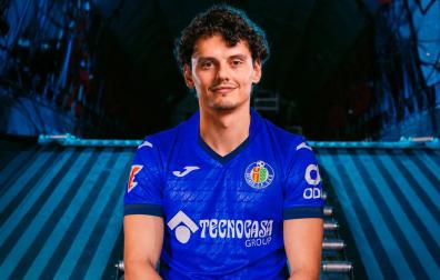 El Getafe trae de vuelta a su goleador Enes Ünal