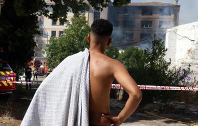 Foto del incendio en la antigua ikastola de Jaso
