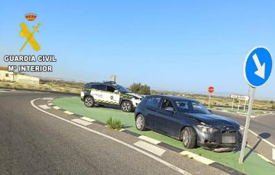 Dos mujeres han resultado heridas al chocar los vehículos que conducían este lunes a la altura del punto kilométrico 15,200 de la N-134 en Arguedas