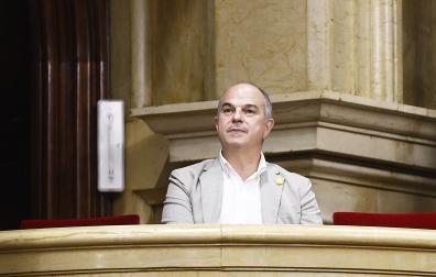 El secretario general de Junts, Jordi Turull, en la tribuna de invitados del Parlament en la tercera y última jornada del debate de política general