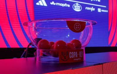 Uno de los bombos del sorteo de la Copa del Rey