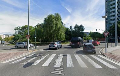 El atropello ha ocurrido este jueves en la Avenida de Navarra a la altura de la Agrupación Deportiva San Juan de Pamplona.
