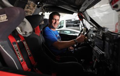 El piloto navarro Marino Zulet, en su buggy
