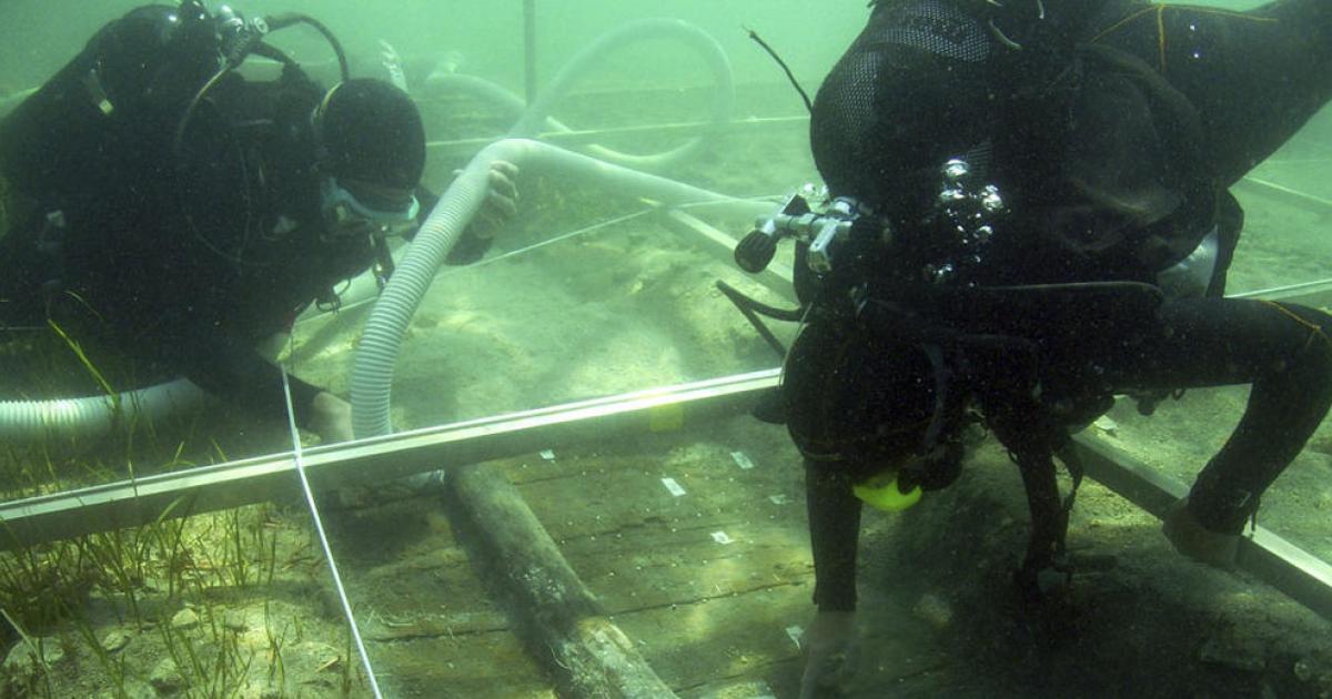 Hallan bajo el mar el barco más antiguo del Adriático