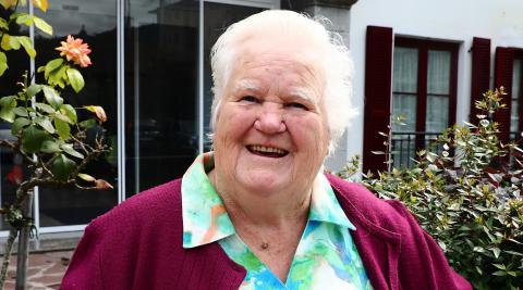 Sonriente, Mª Josefa Zelaieta Lazcano, ayer en Lesaka