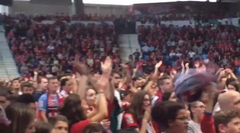 Ambiente en Anaitasuna para ver el Girona-Osasuna (VI)