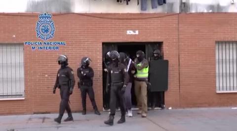 Detenido en Ceuta un español que captaba jóvenes para el Estado Islámico Detenido en Ceuta un español que captaba jóvenes para el Estado Islámico