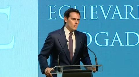 Vídeo: Rivera reaparece tras dejar Ciudadanos Vídeo: Rivera reaparece tras dejar Ciudadanos