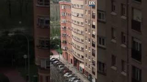 Vídeo | Una 'discoteca' en el barrio de la Milagrosa Vídeo | Una 'discoteca' en el barrio de la Milagrosa