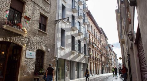 Rehabilitado el primer edificio destinado al alquiler joven en el casco histórico