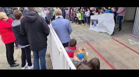 Homenaje a David Beriáin en el colegio público de Artajona