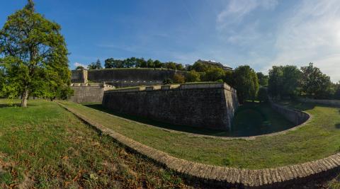 T: Murallas de Pamplona.
A: Iñaki Tejerina. Turismo de Navarra