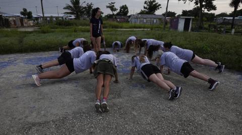 entrenamiento Ejercicio físico todas las mañanas