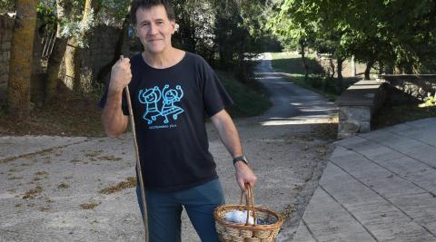 Patxi Laborda no vive en Lizoáin, pero pasa muchos días allí, también el lunes. Patxi Laborda no vive en Lizoáin, pero pasa muchos días allí, también el lunes.