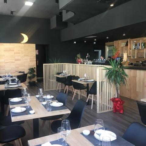 Imagen del interior de restaurante Kimu Sushi de Pamplona Imagen del interior de restaurante Kimu Sushi de Pamplona