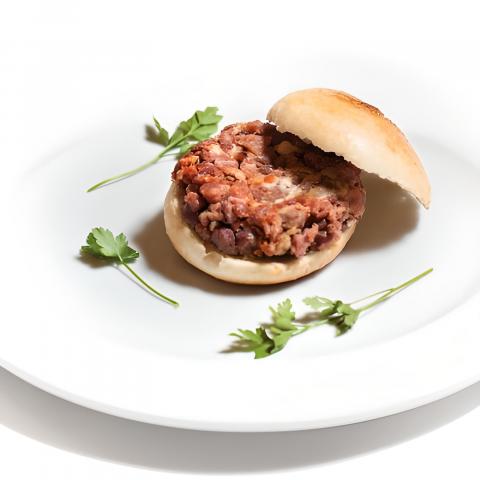 Capricho escombro: virutas ibéricas 5J de jamón, chorizo y lomo de Bodegón Sarria