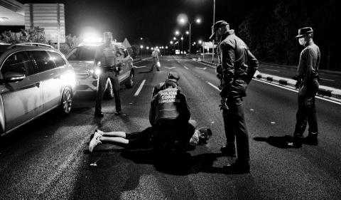 Cortar al tráfico la A-12 por un arresto