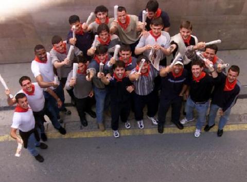 Varios jugadores de Osasuna celebraron el ascenso a Primera en Santo Domingo