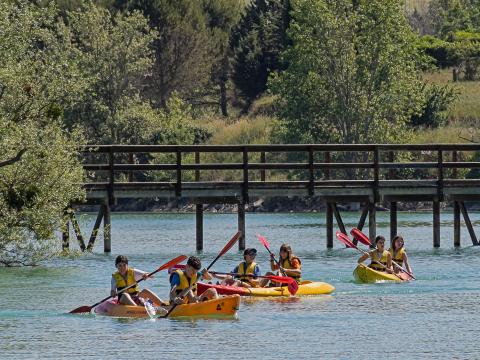 *A: MONTXO A.G.
*F: 2022-05-31
*L: LERATE (EMBALSE DE ALLOZ)
*T: CAMPAÑA DE VELA Y ACTIVIDADES NAUTICAS PANTANO DE ALLOZ
*P: